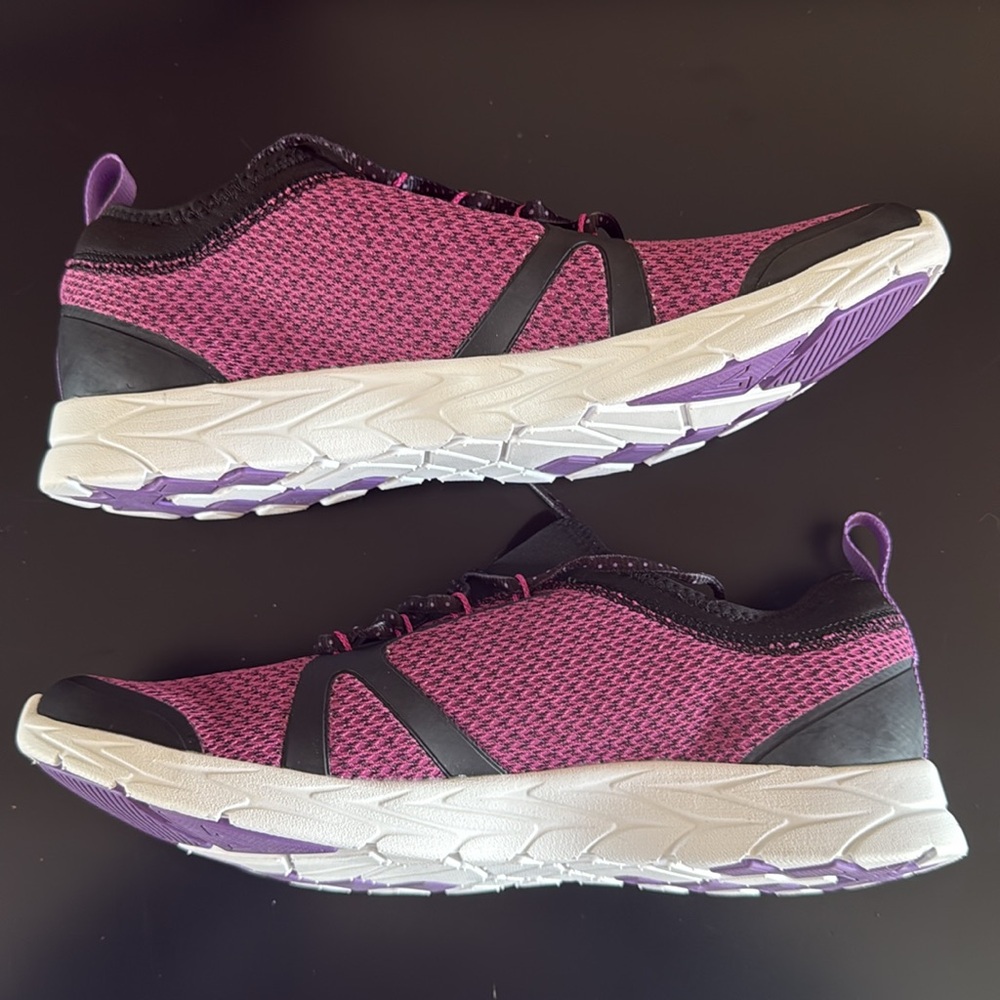 Vionic Women's Alma Black & Pink Athletic Shoes - Picture 7 of 13